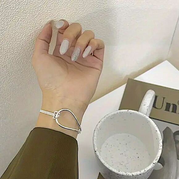 Minimalist Sterling Silver Chain Link Bangle Bracelet - Picture 6 of 10